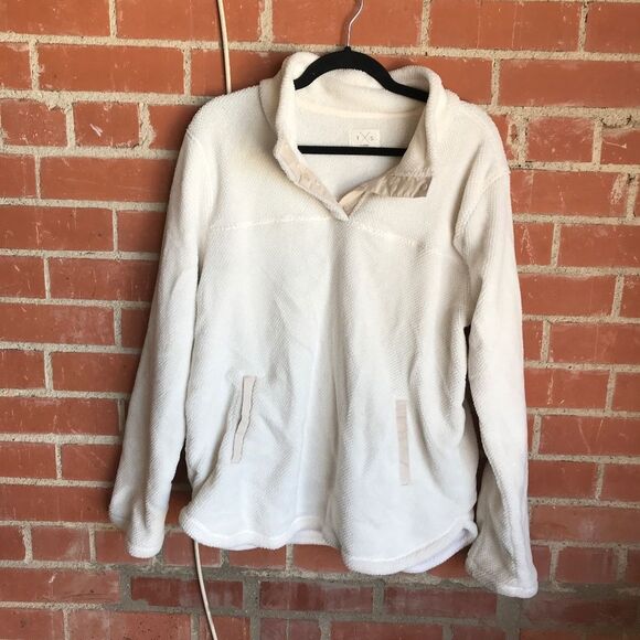 T S winter white fleece retro neutral 1/4 snap size XL - Picture 1 of 5
